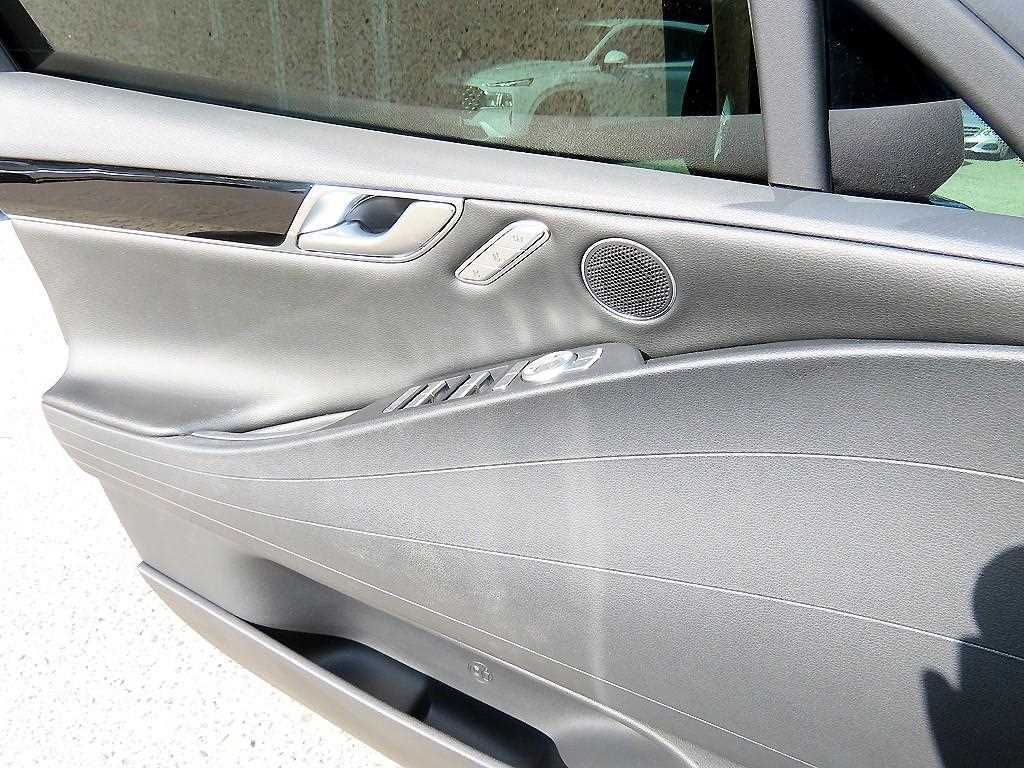 Genesis G80 - Vista 11