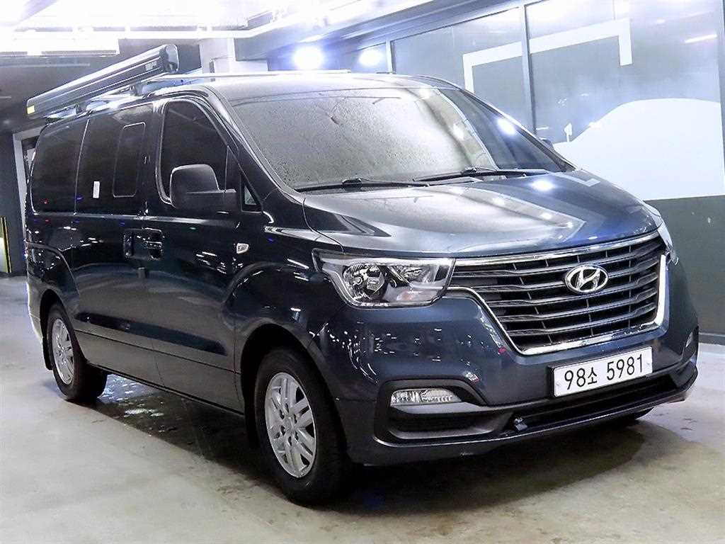 HYUNDAI Starex 2019 Gris - Importación desde Corea - HF Imports Iquique - Foto 1
