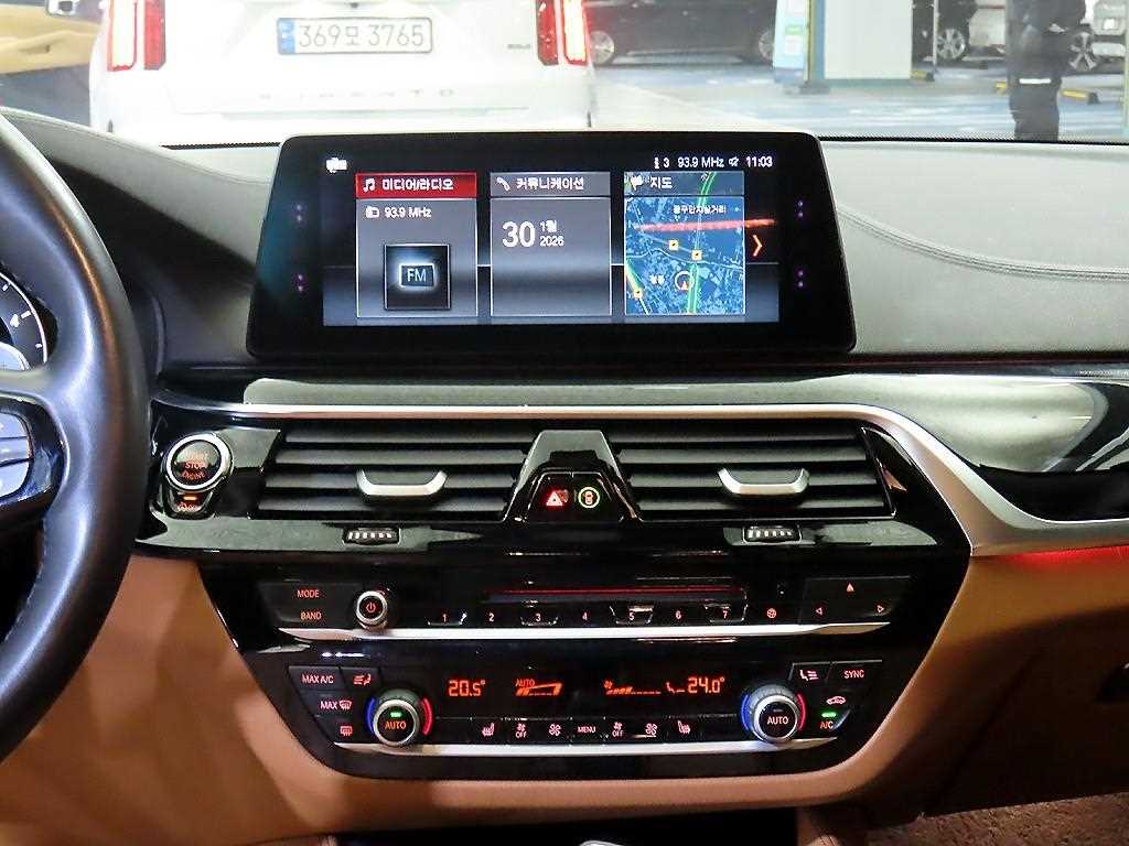 BMW 5 Series - Vista 11