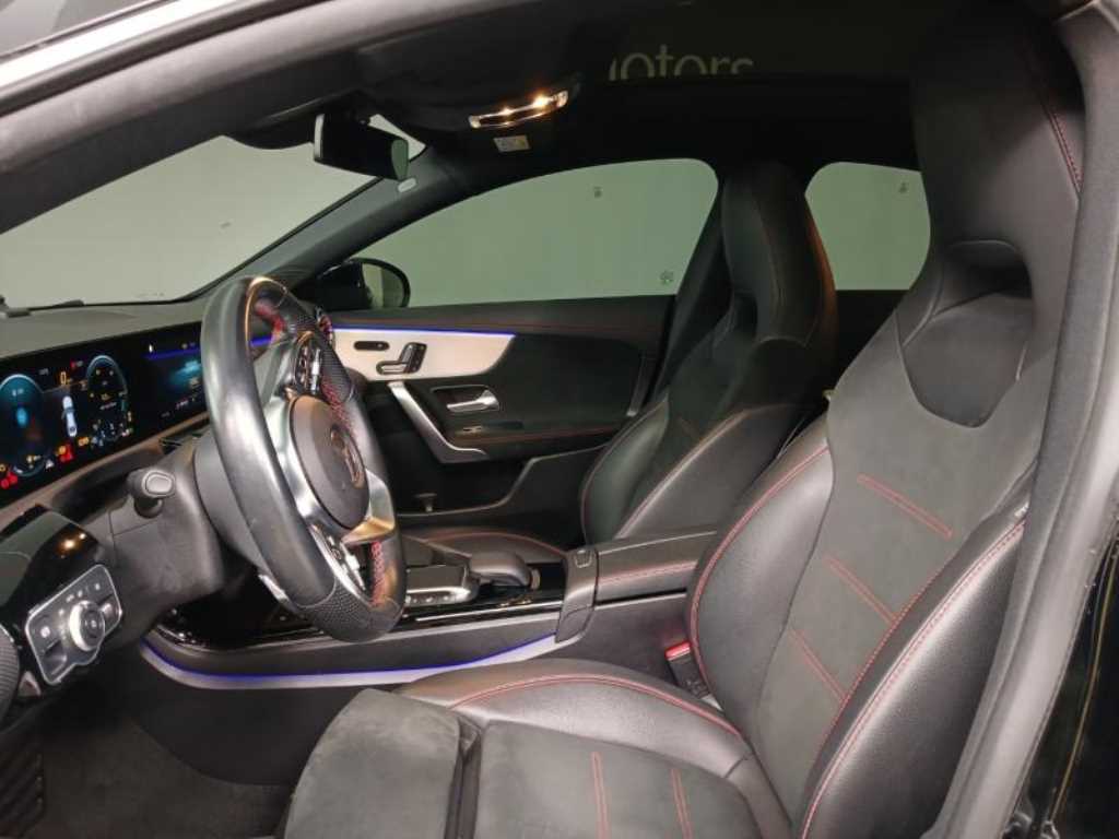 Mercedes Benz CLA Class - Vista 7