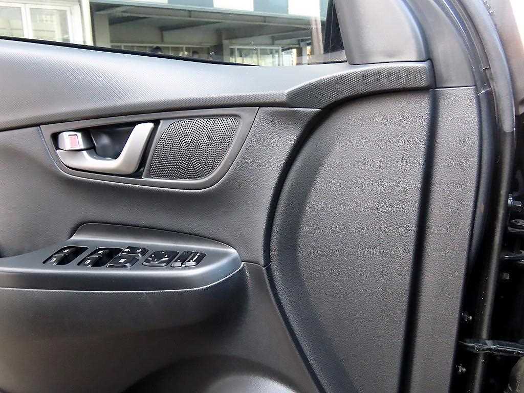 HYUNDAI Kona 2018 Gris - Importación desde Corea - HF Imports Iquique - Foto 13