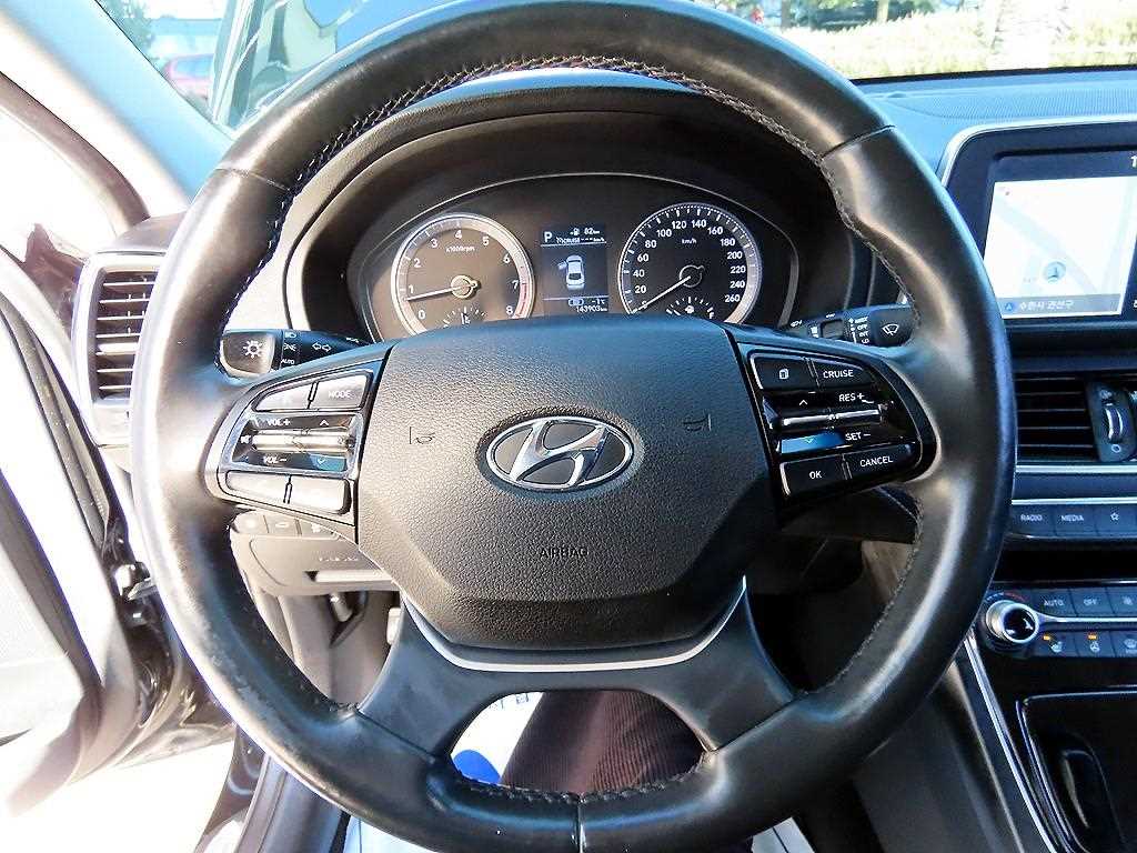 HYUNDAI Grandeur - Vista 8