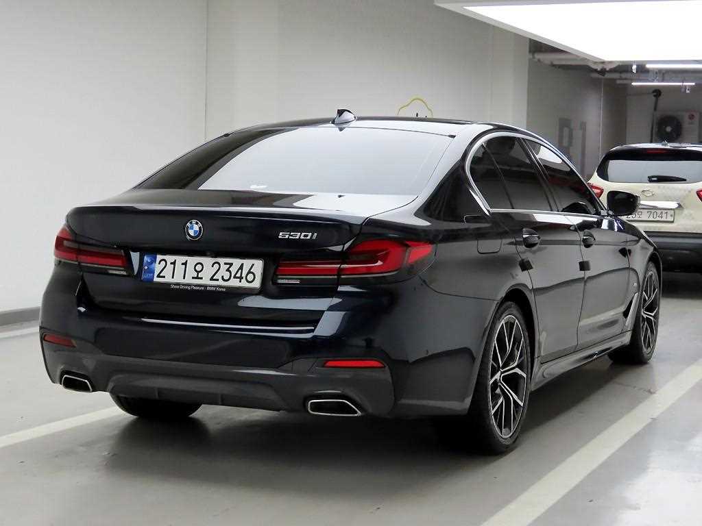 BMW 5 Series - Vista 4
