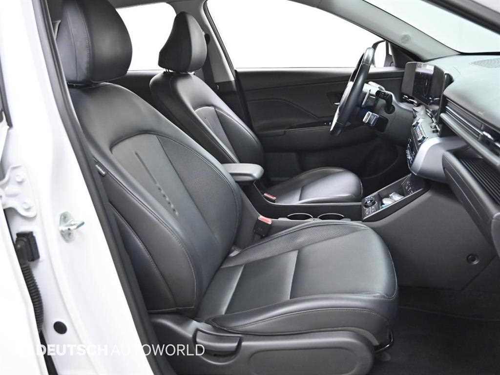 HYUNDAI Kona - Vista 10