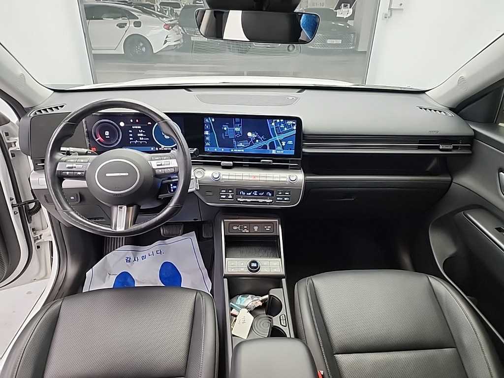 HYUNDAI Kona - Vista 7