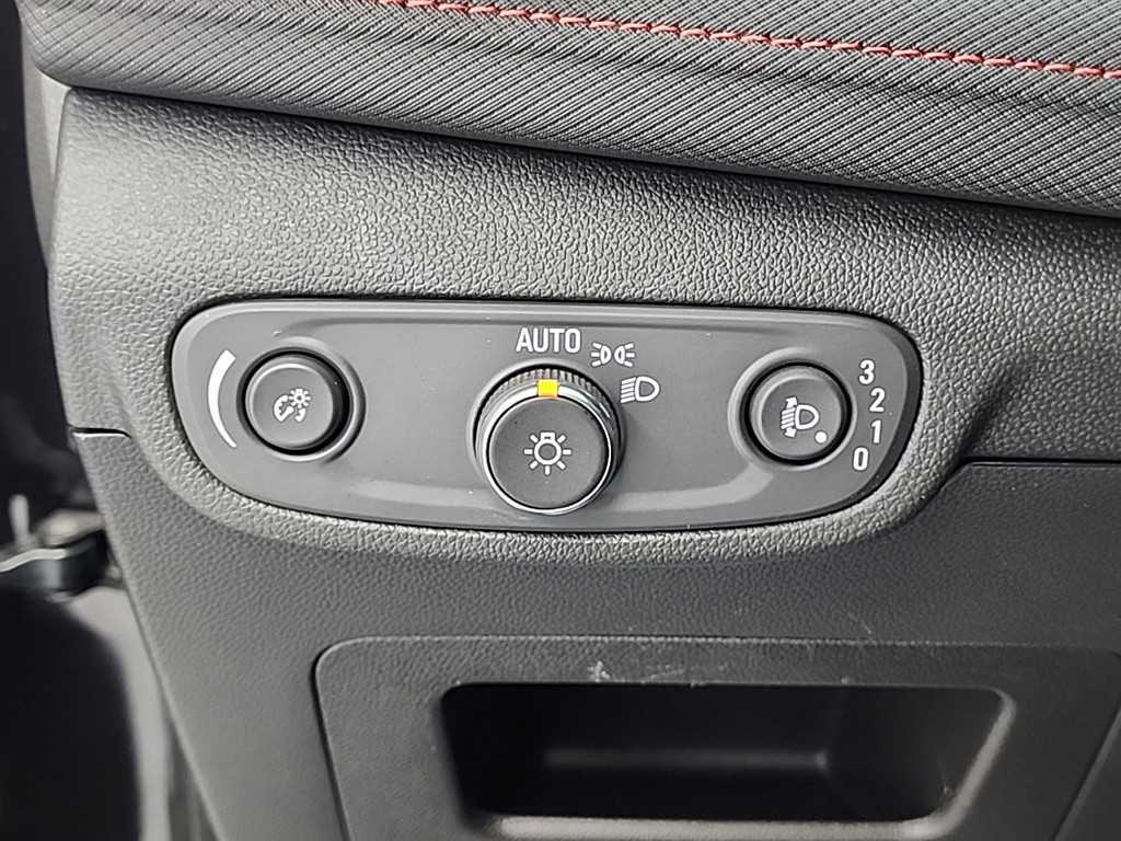 Chevrolet Trail Blazer 2024 Negro - Importación desde Corea - HF Imports Iquique - Foto 17