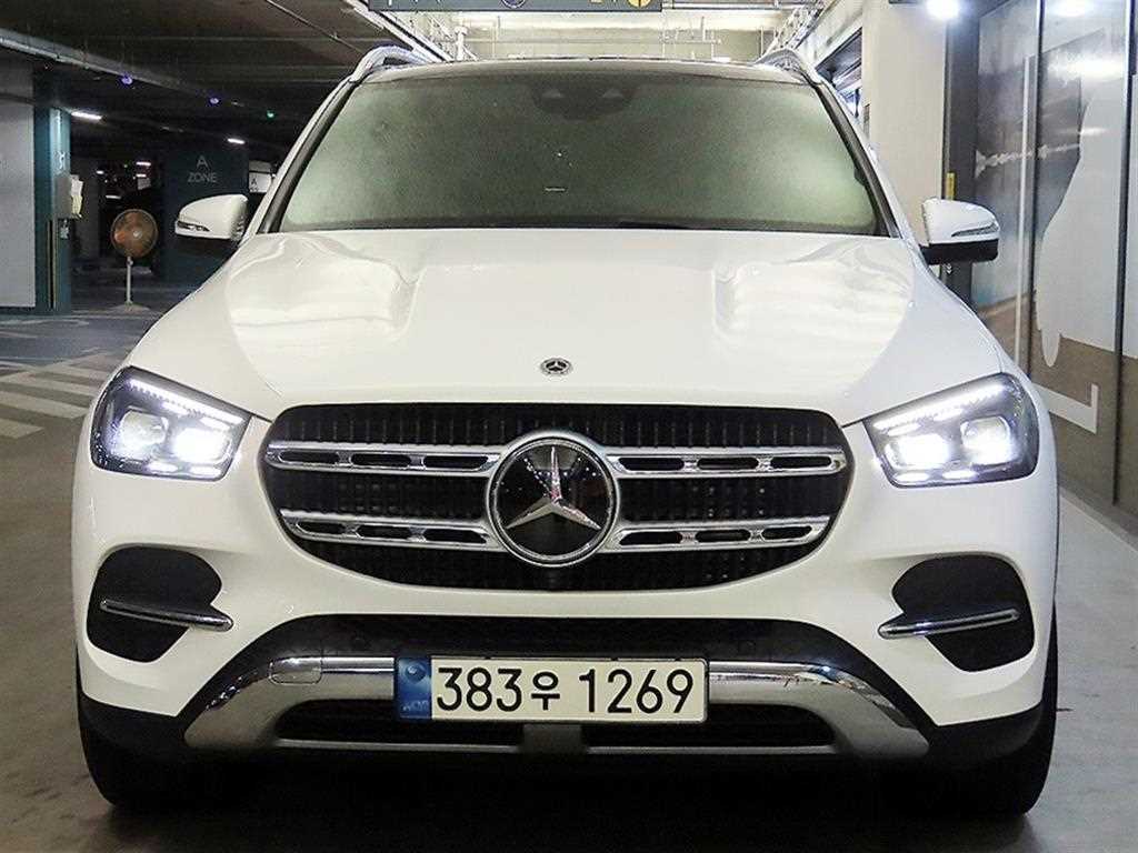 Mercedes Benz GLE Class - Vista 2