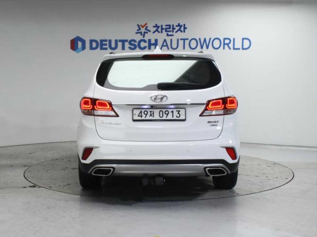 HYUNDAI Maxcruz - Vista 4