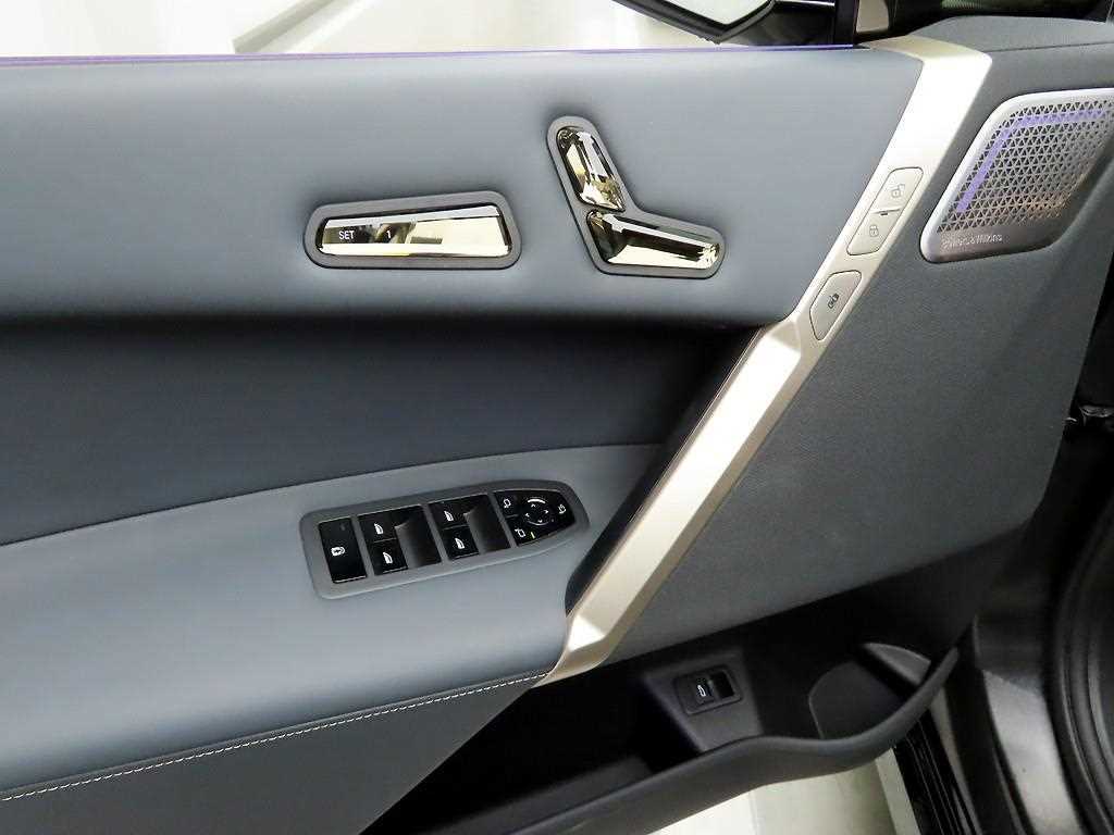 BMW iX - Vista 11