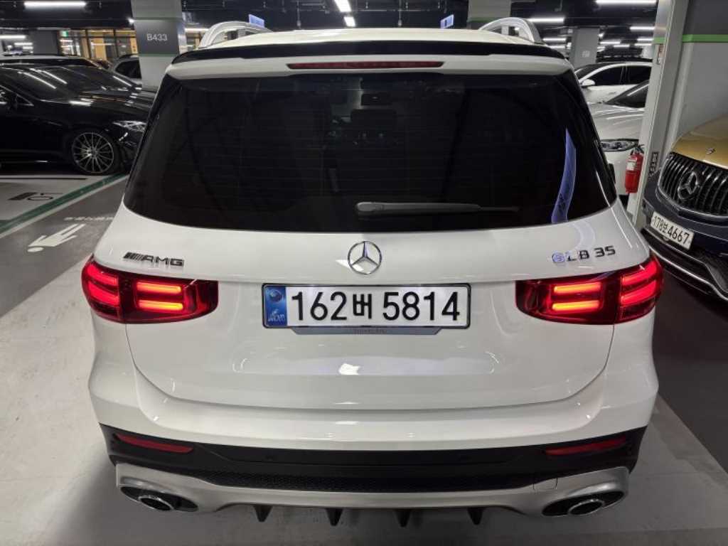 Mercedes Benz GLB Class - Vista 6