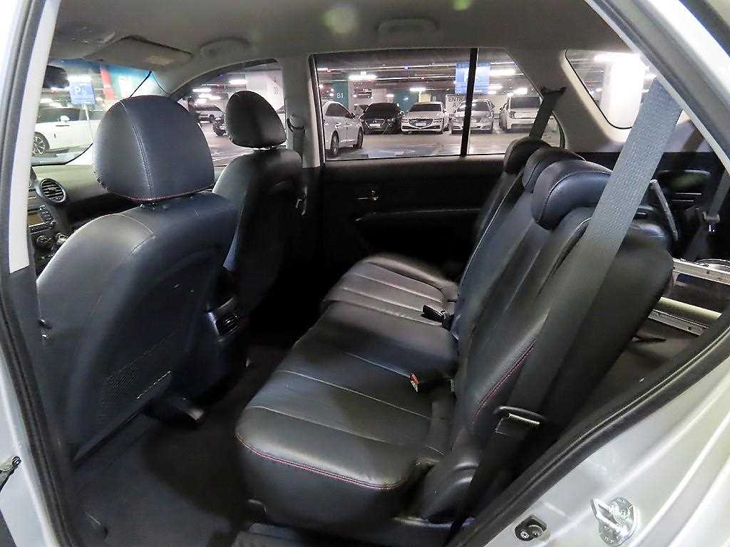 KIA Carens - Vista 7