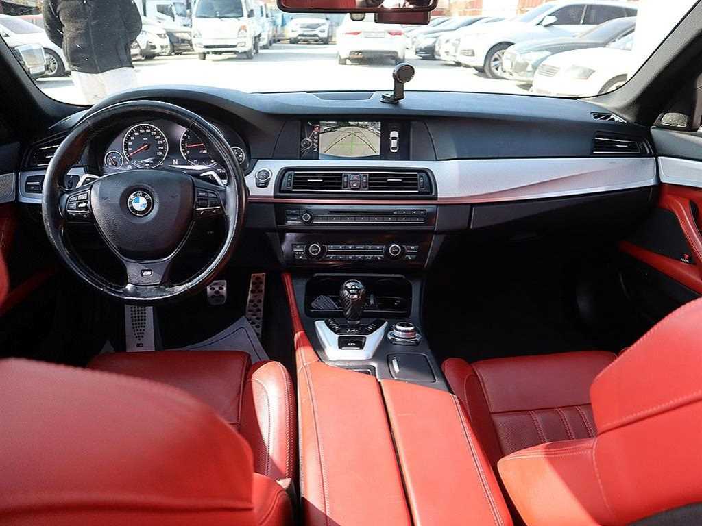 BMW 5 Series - Vista 5