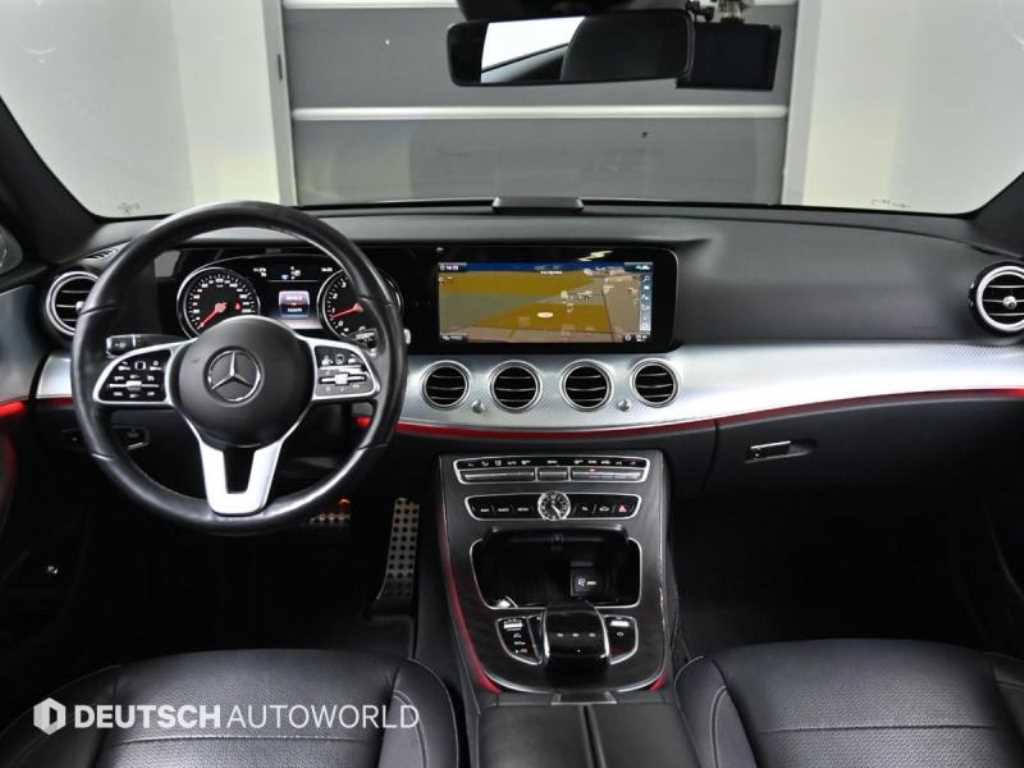 Mercedes Benz E class - Vista 7