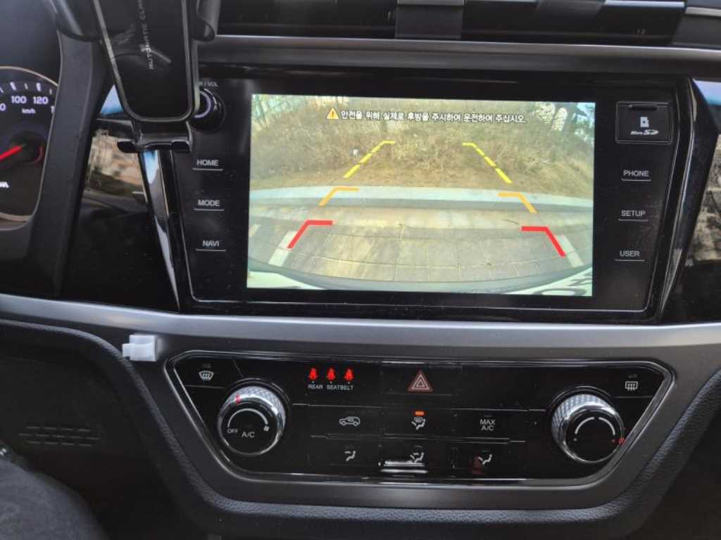 Ssangyong Korando - Vista 9