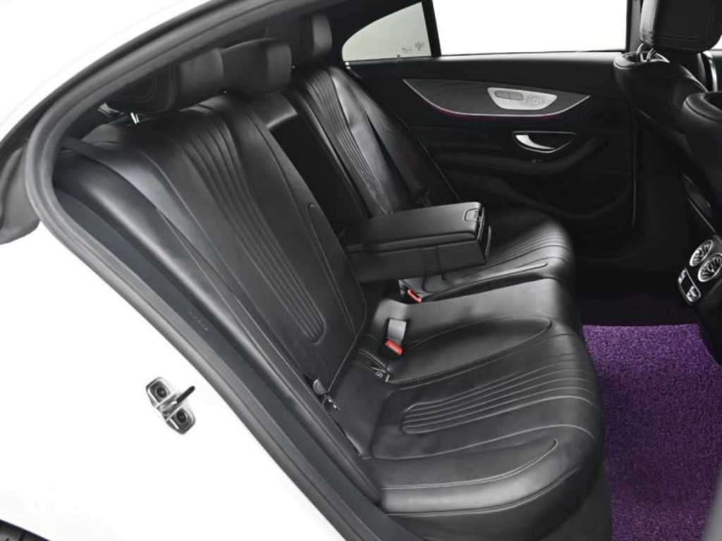 Mercedes Benz CLS Class - Vista 12