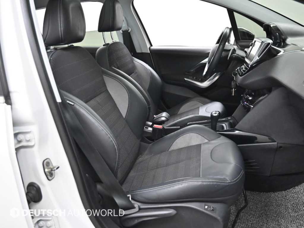 Peugeot 2008 - Vista 10