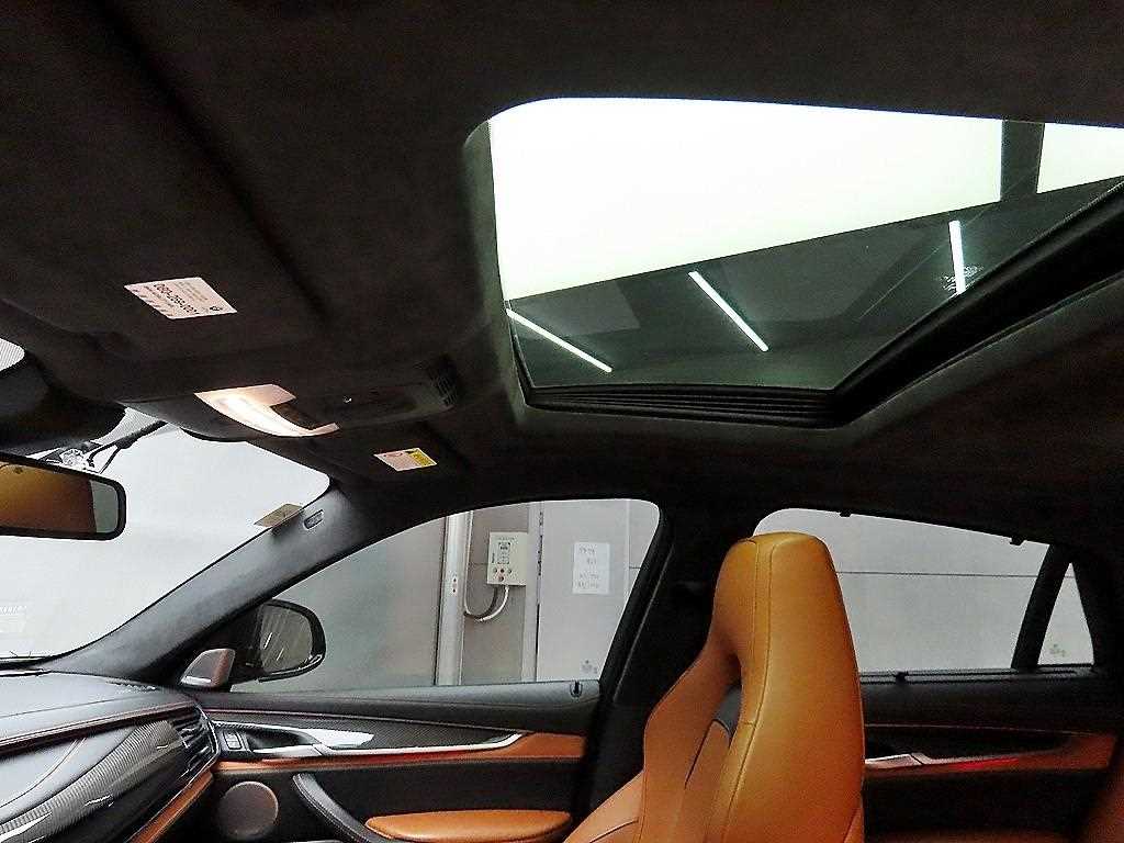 BMW X6M 2018 Azul - Importación desde Corea - HF Imports Iquique - Foto 16