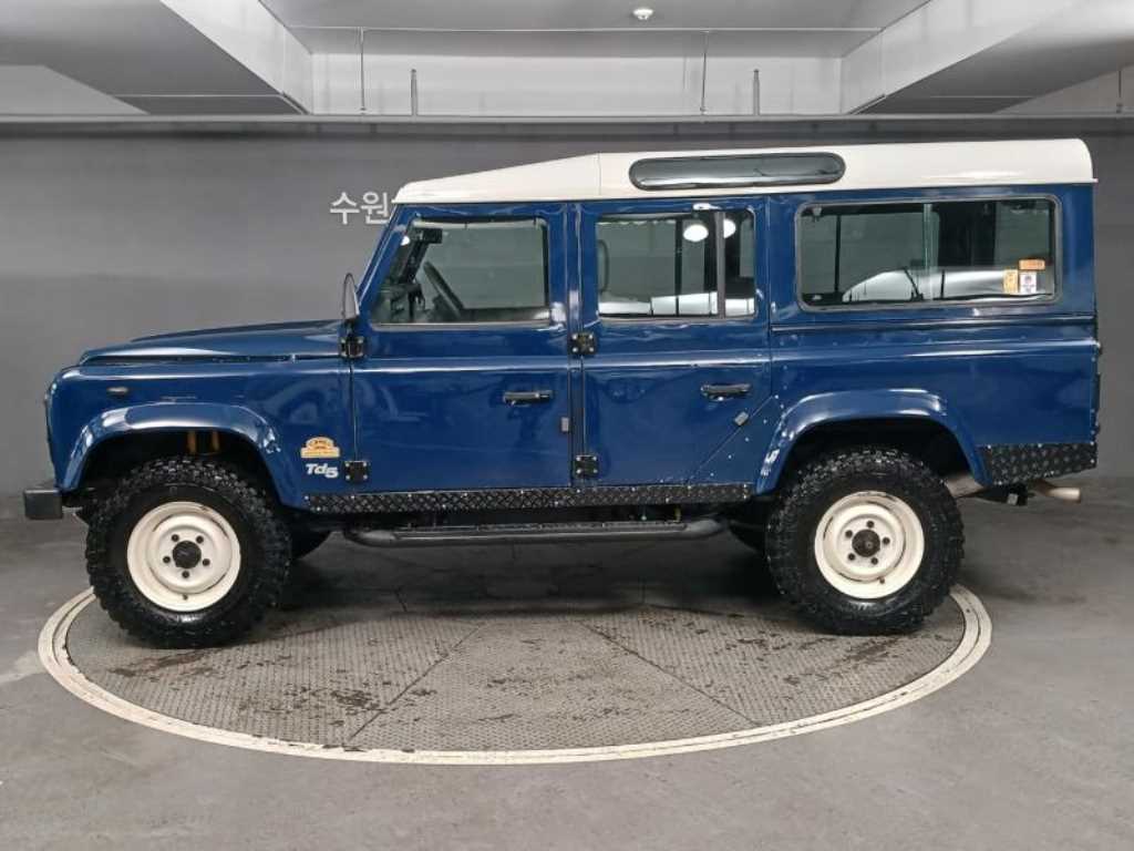 Land Rover Defender - Vista 5