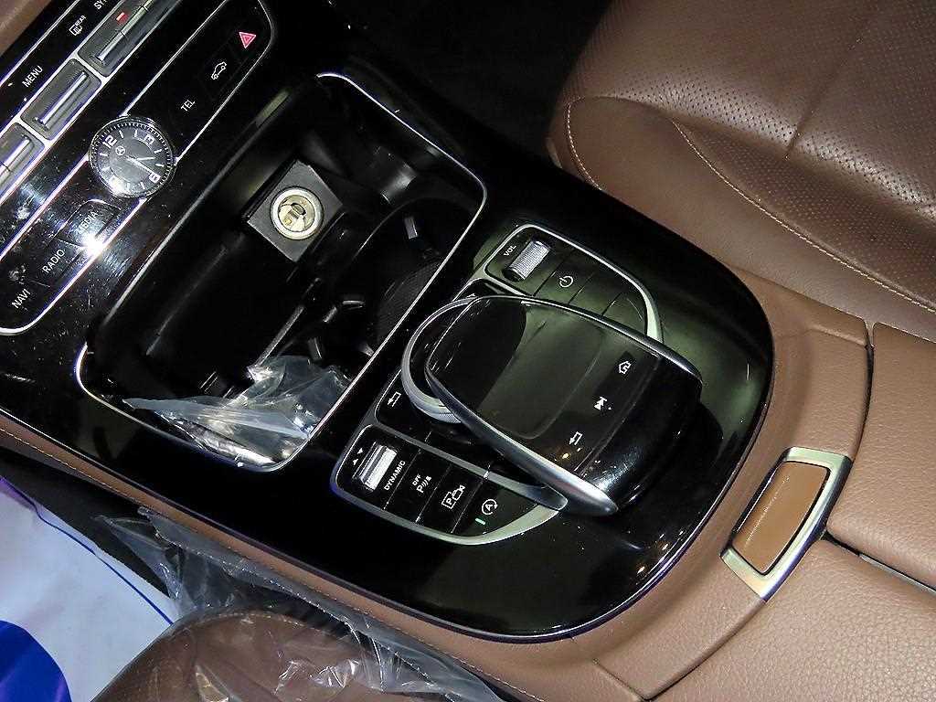 Mercedes Benz E class 2017 Blanco - Importación desde Corea - HF Imports Iquique - Foto 13