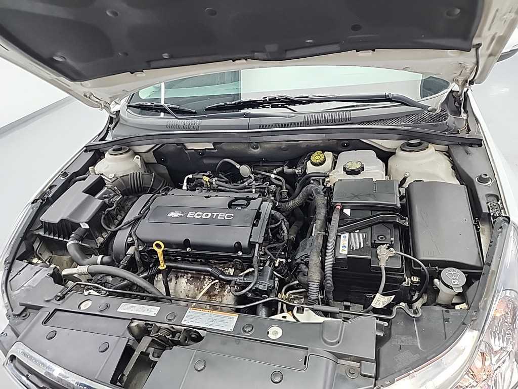 Chevrolet Cruise - Vista 5