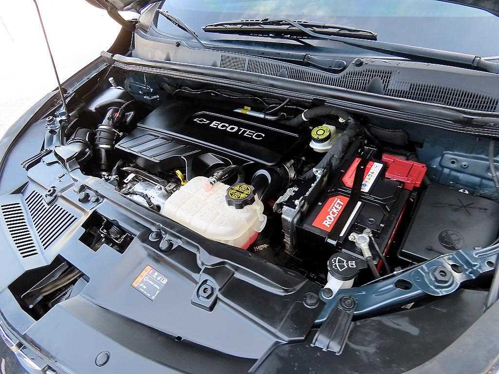 Chevrolet Trax 2021 Gris - Importación desde Corea - HF Imports Iquique - Foto 14