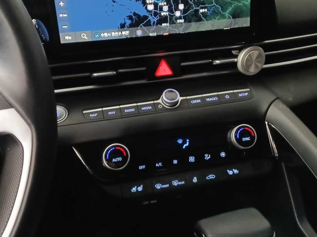 HYUNDAI Avante - Vista 11