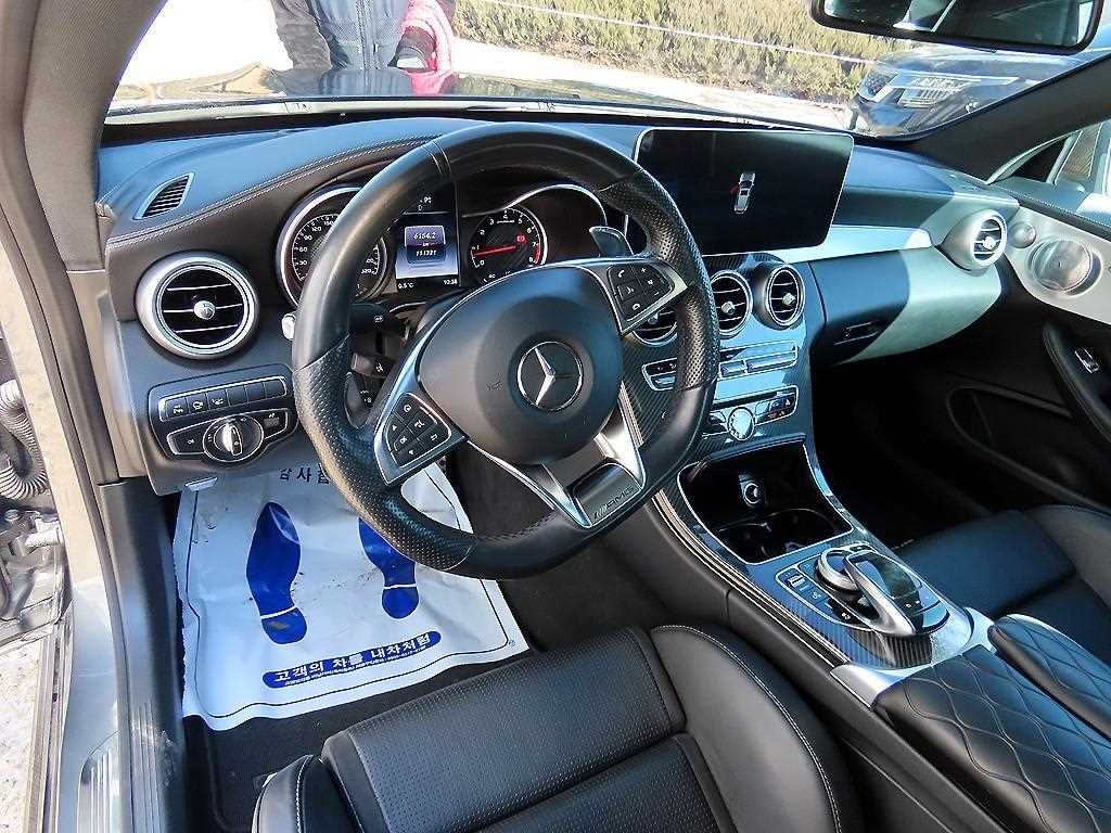 Mercedes Benz C Class - Vista 7