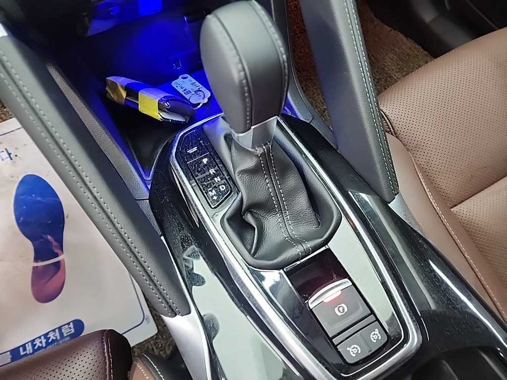 SAMSUNG QM6 - Vista 8