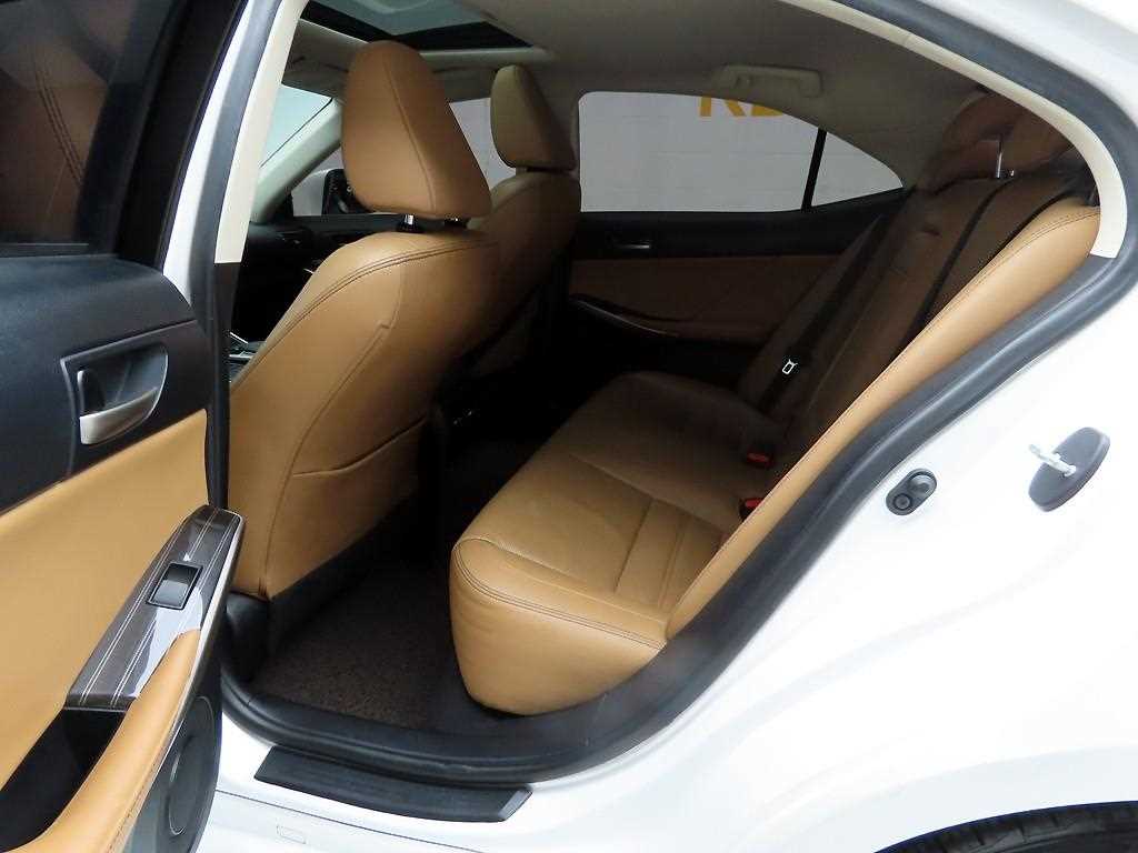 Lexus IS 2017 - Importación desde Corea - HF Imports Iquique - Foto 14