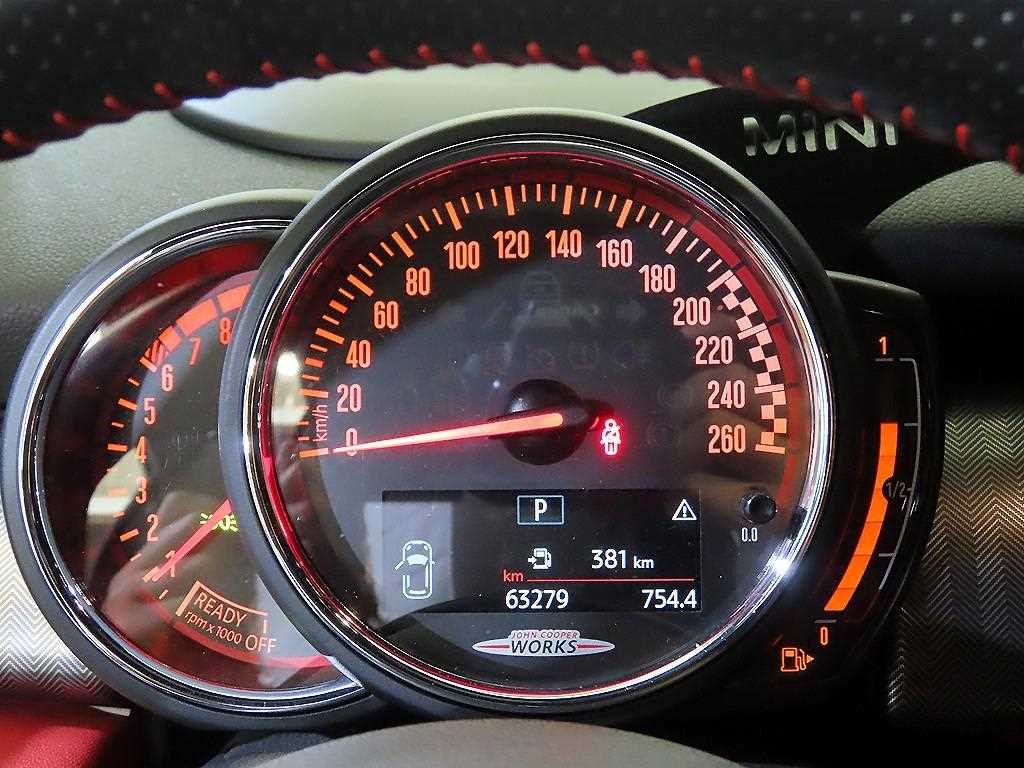 Mini Cooper Convertible - Vista 12