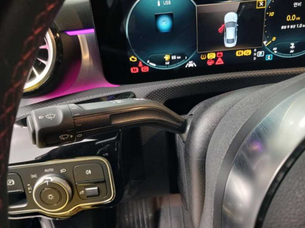 Mercedes Benz CLA Class 2021 Negro - Importación desde Corea - HF Imports Iquique - Foto 17