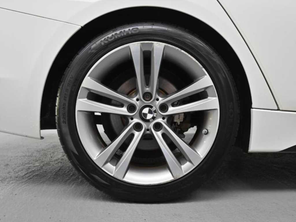 BMW 3 series - Vista 5