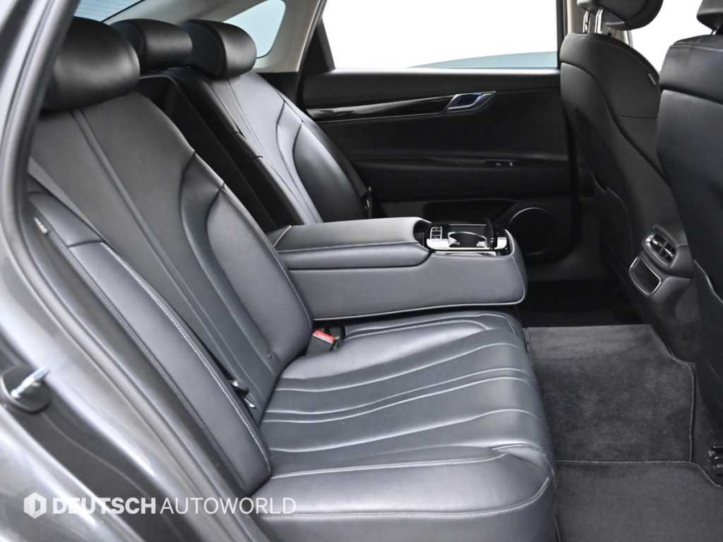 Genesis G80 - Vista 12