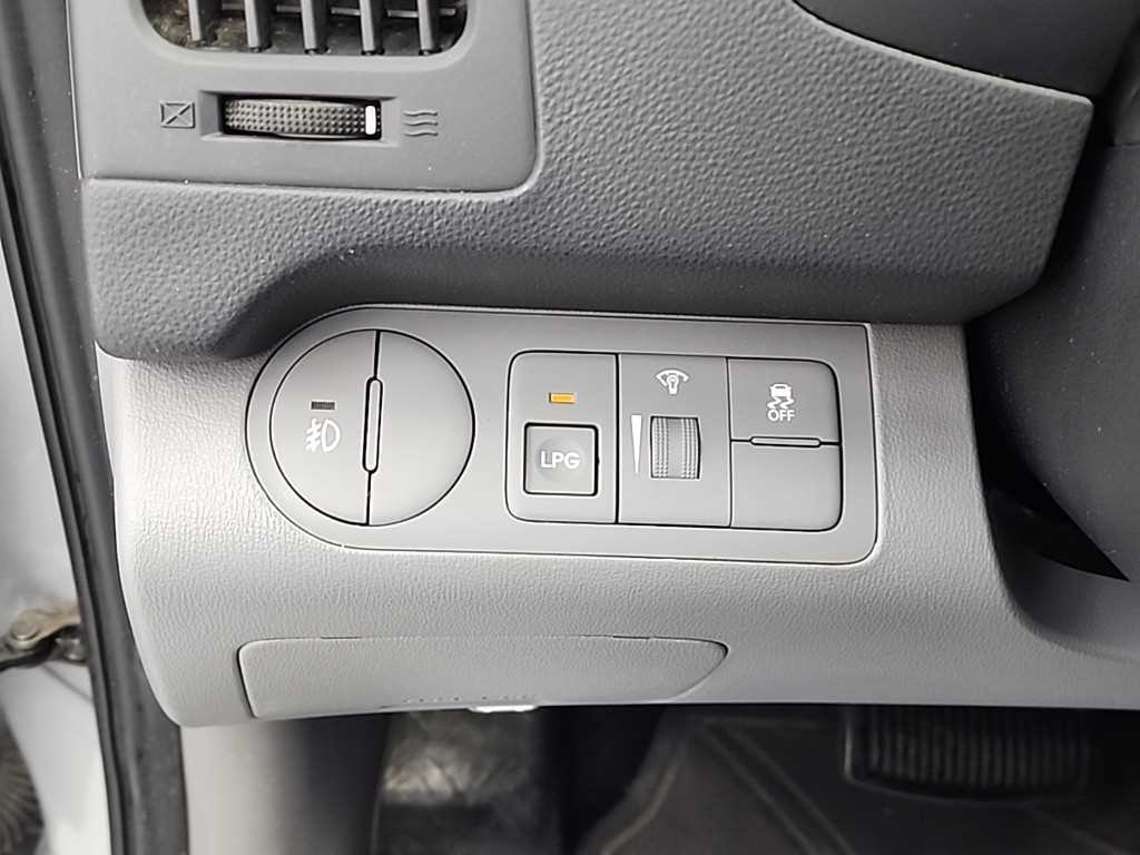 HYUNDAI Starex 2019 Gris - Importación desde Corea - HF Imports Iquique - Foto 15