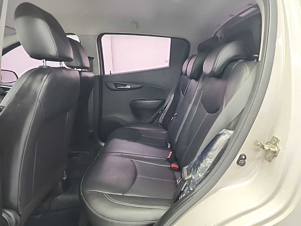 Chevrolet Spark - Vista 12