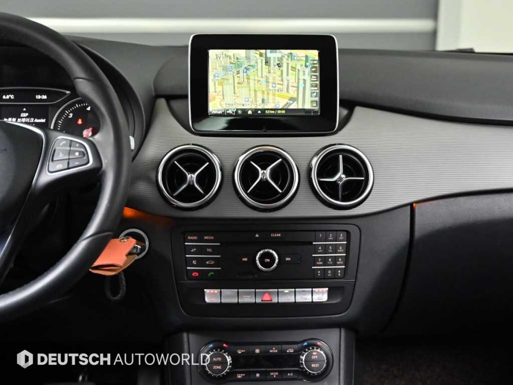 Mercedes Benz B Class (MY B) 2018 Plateado - Importación desde Corea - HF Imports Iquique - Foto 14