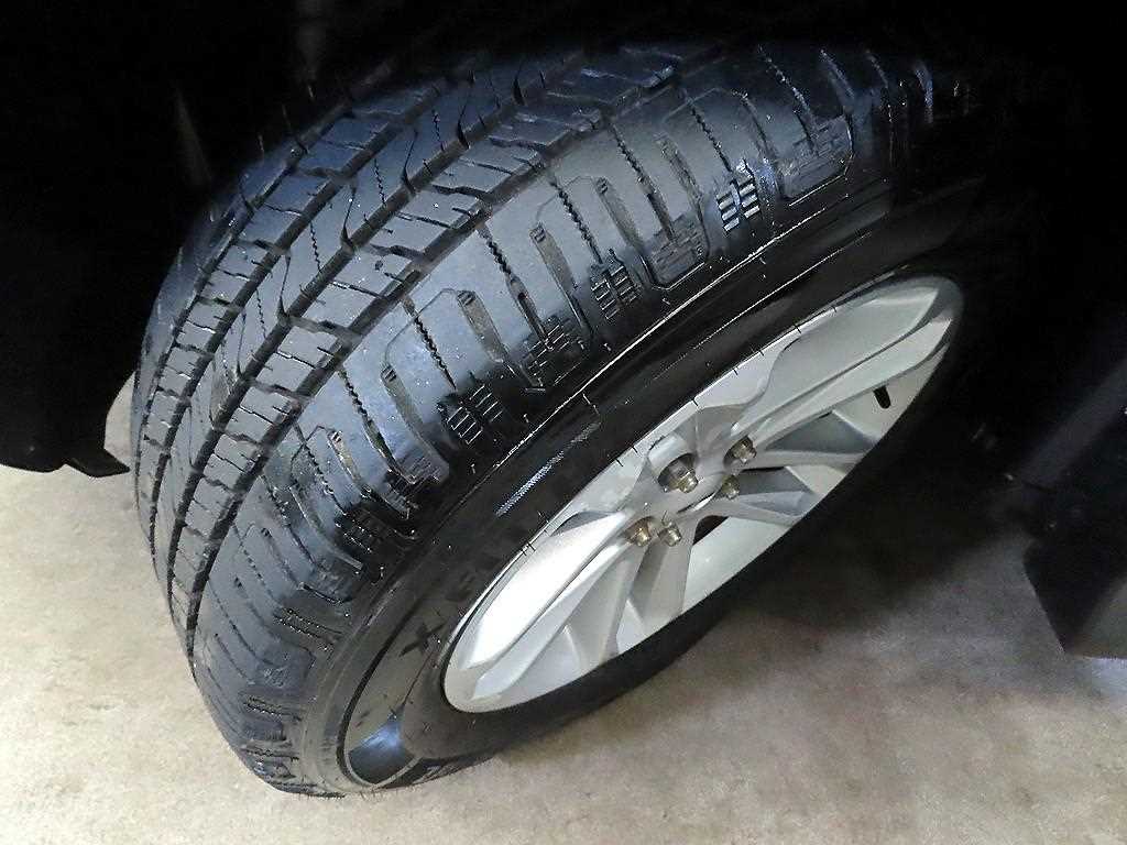 Ford Explorer 2014 Gris - Importación desde Corea - HF Imports Iquique - Foto 20