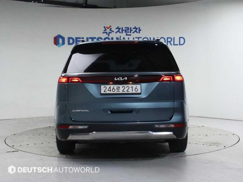 KIA Carnival - Vista 4