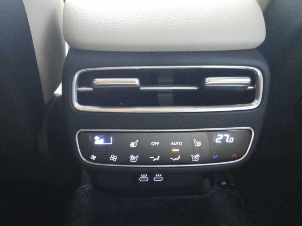 Genesis GV70 2025 Gris - Importación desde Corea - HF Imports Iquique - Foto 18