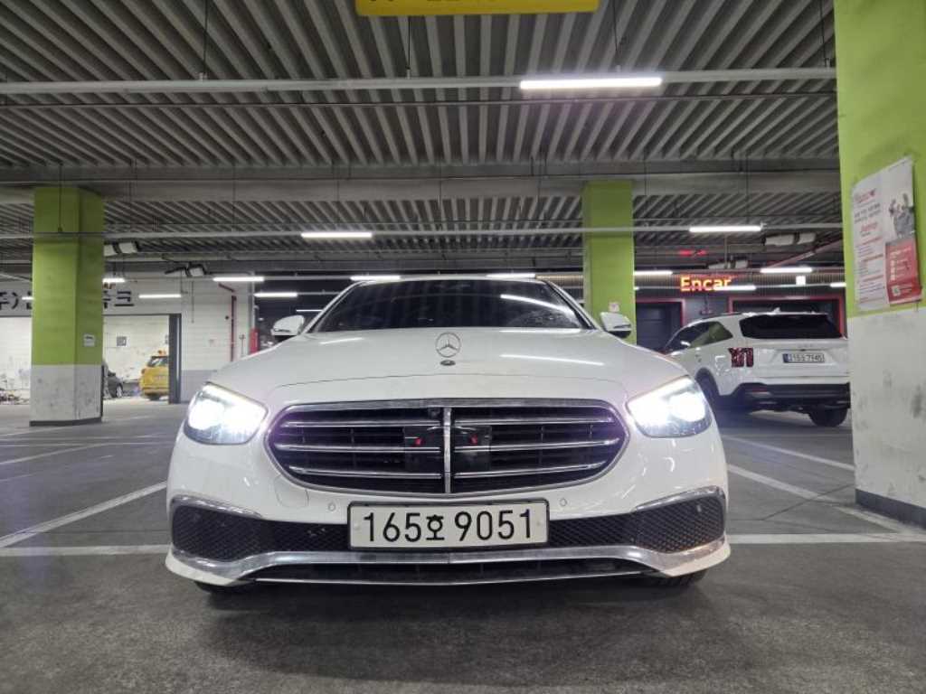 Mercedes Benz E class 2022 Blanco - Importación desde Corea - HF Imports Iquique - Foto 1