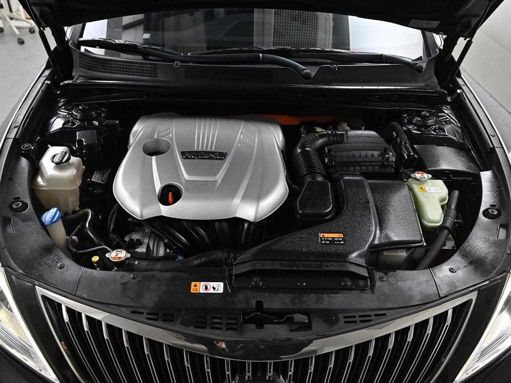 HYUNDAI Grandeur - Vista 6