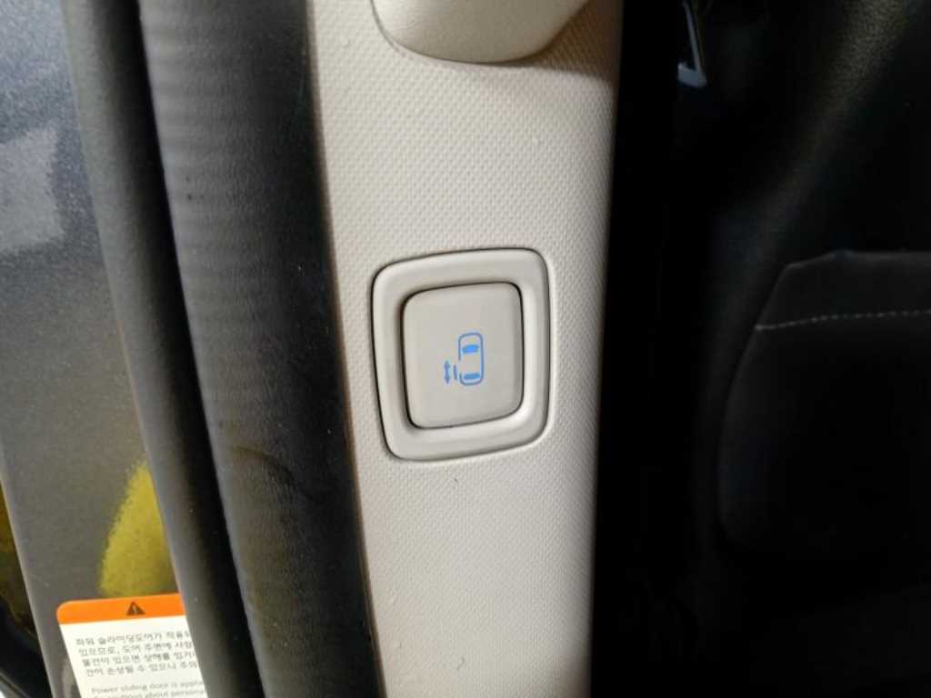 HYUNDAI Staria 2022 Gris - Importación desde Corea - HF Imports Iquique - Foto 15