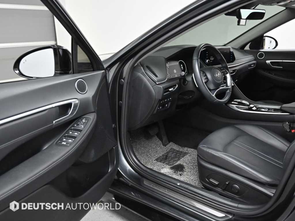 HYUNDAI Sonata - Vista 11