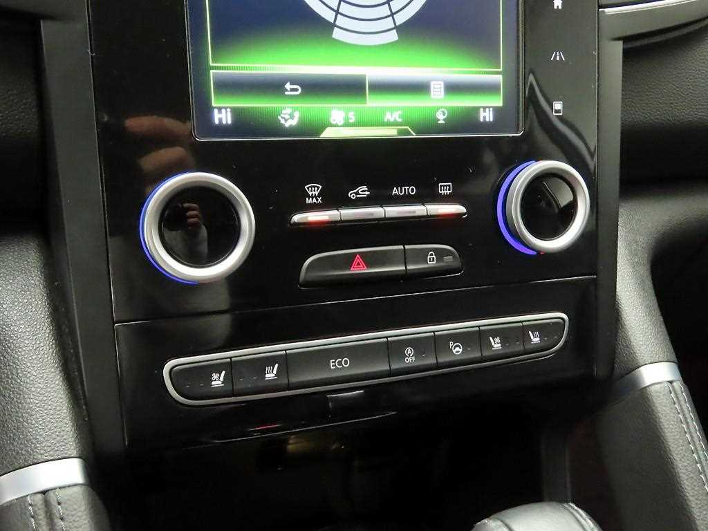 SAMSUNG QM6 - Vista 9