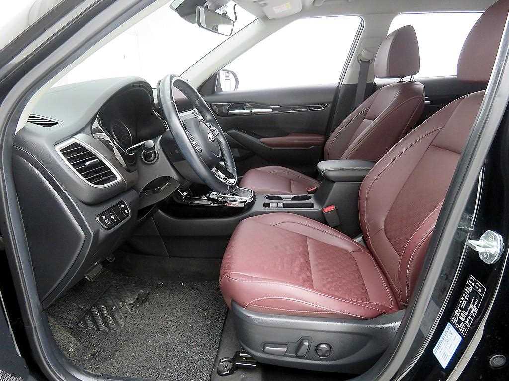 KIA Seltos - Vista 7