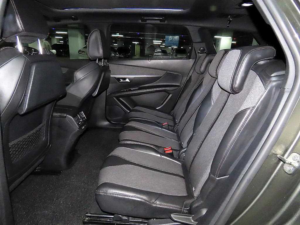 Peugeot 5008 - Vista 7