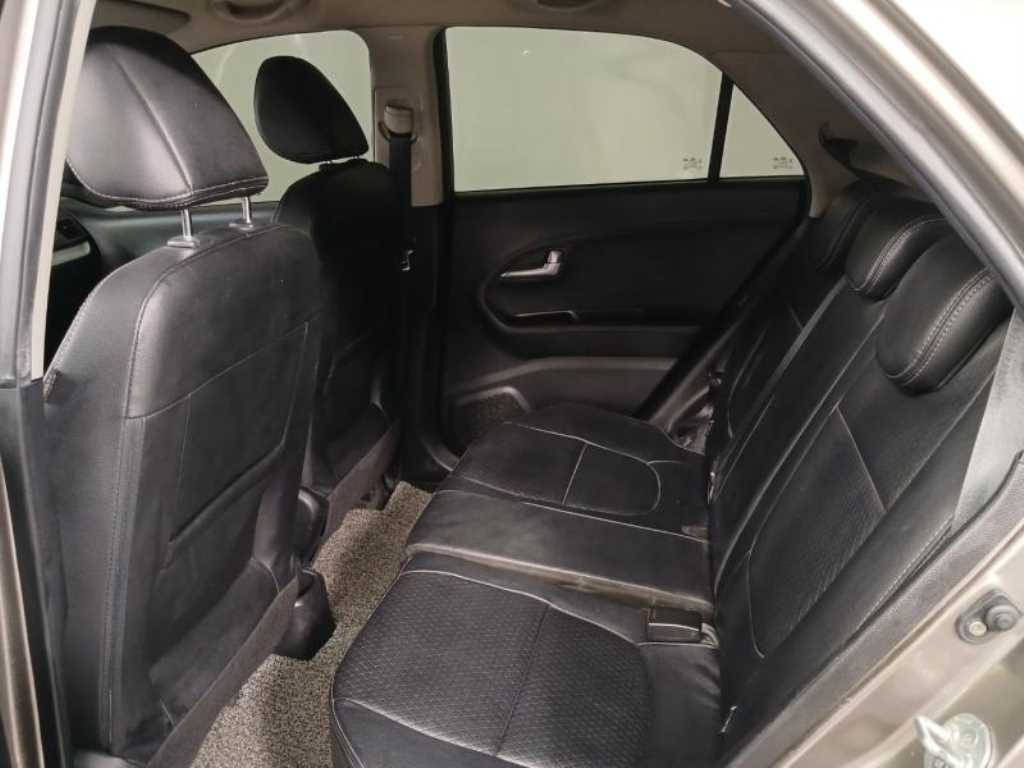 KIA Morning - Vista 8