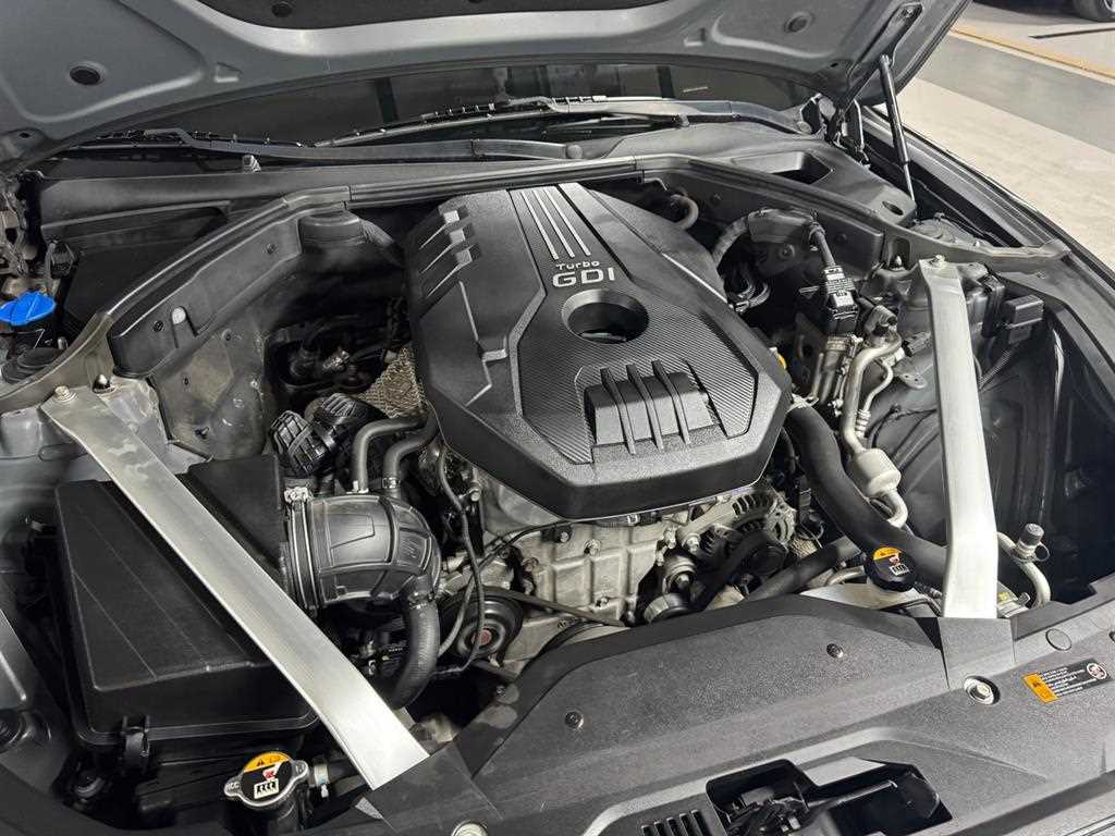 Genesis G70 - Vista 5