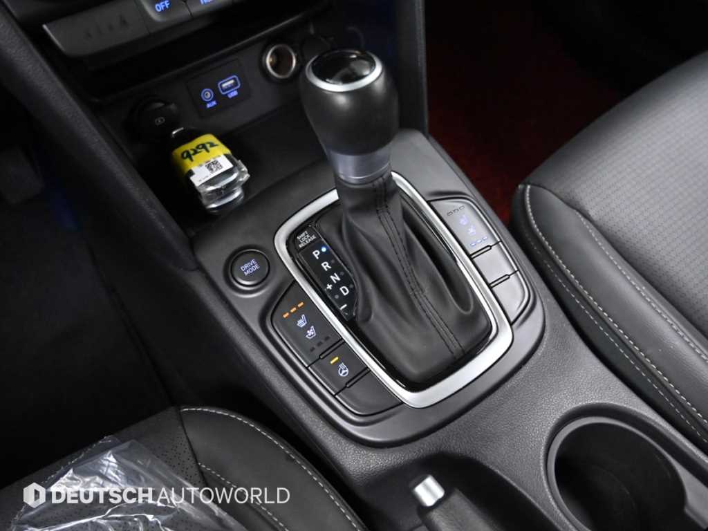 HYUNDAI Kona - Vista 9