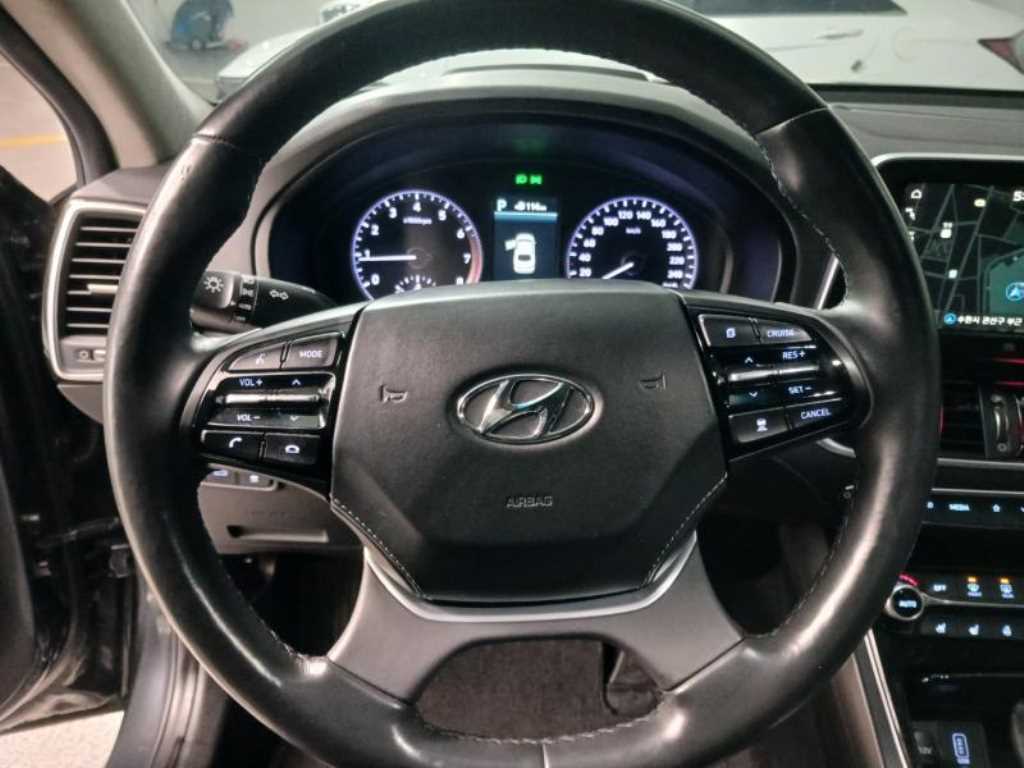 HYUNDAI Grandeur - Vista 12